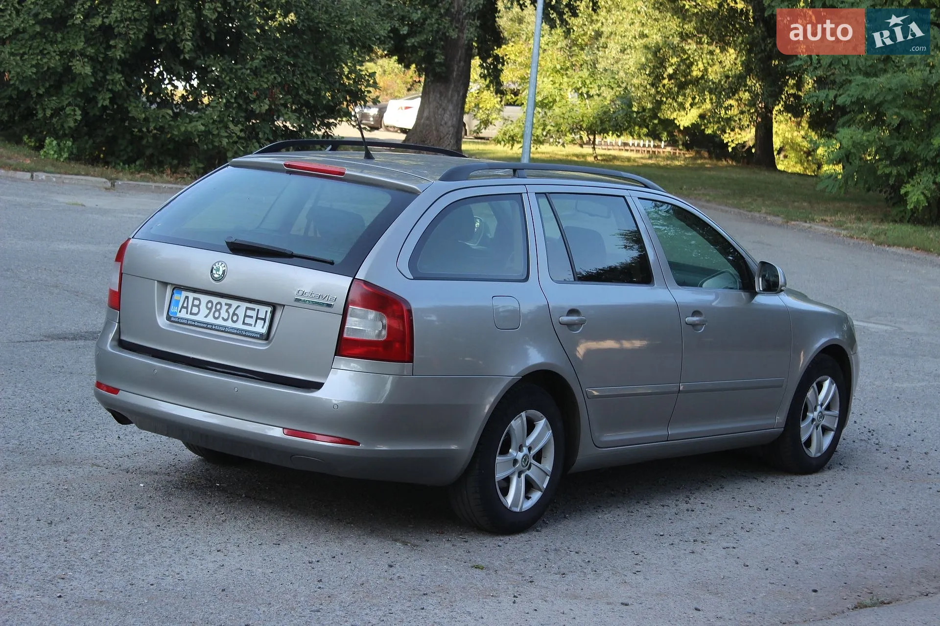 2010 Skoda Octavia - мініатюра 6