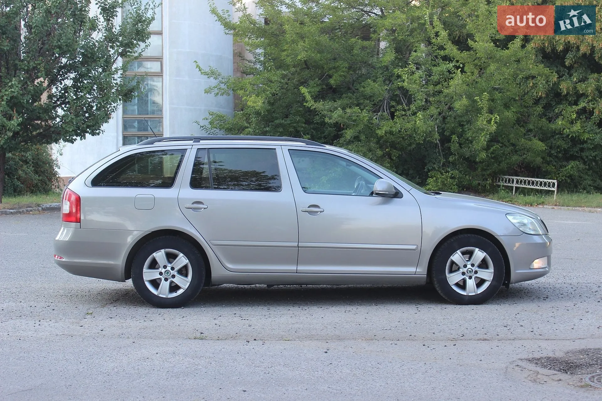 2010 Skoda Octavia - мініатюра 5