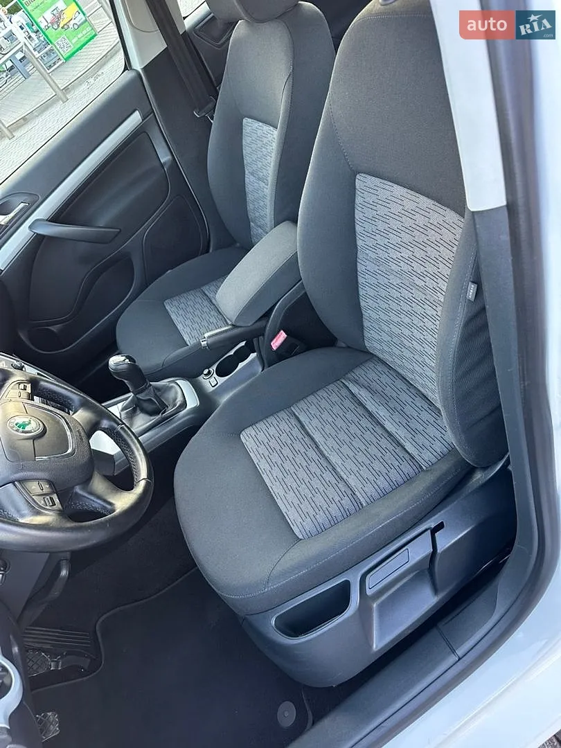 2012 Skoda Octavia - мініатюра 21