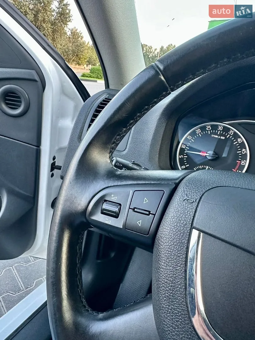 2012 Skoda Octavia - мініатюра 34