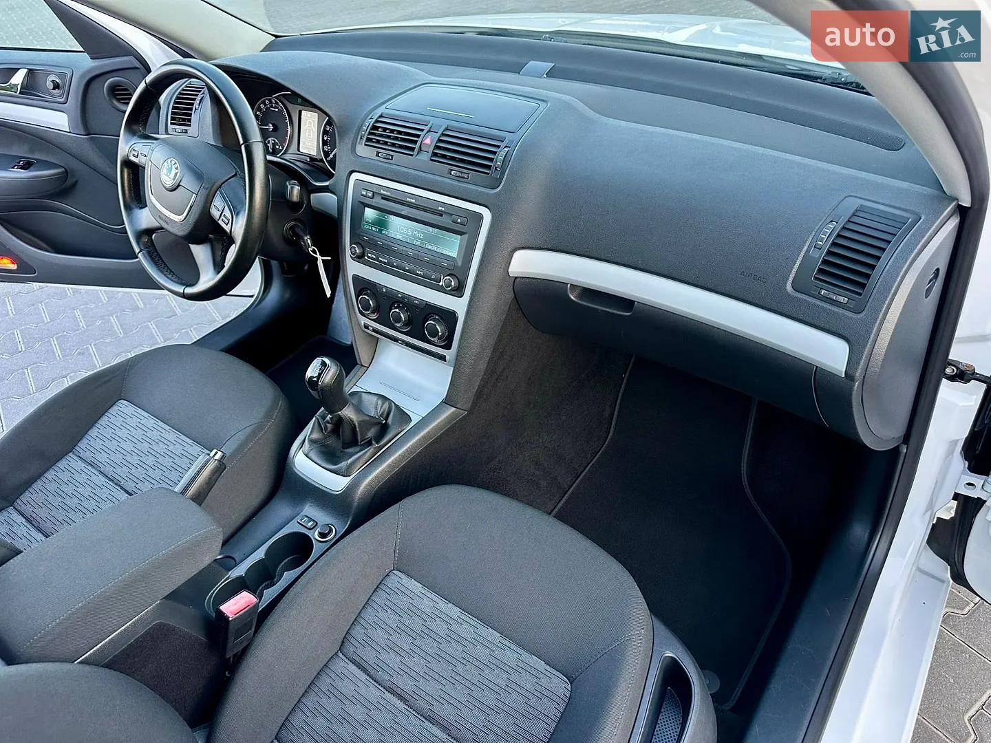 2012 Skoda Octavia - мініатюра 39