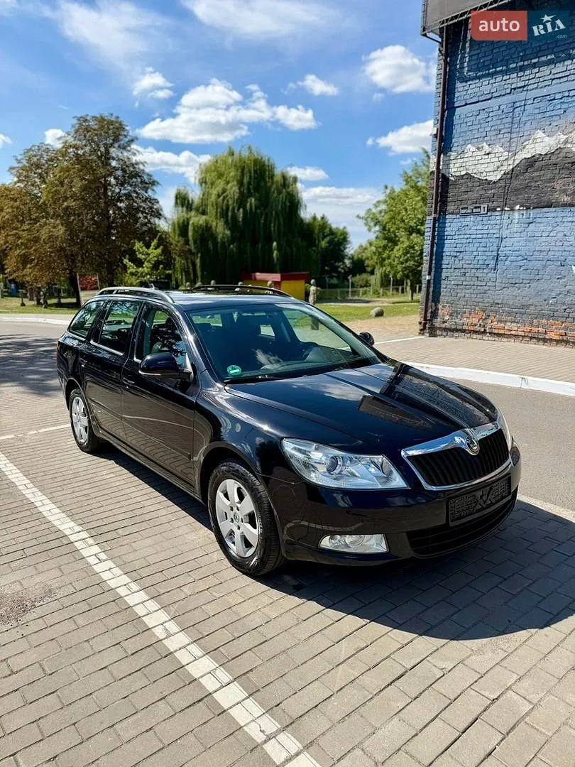 2011 Skoda Octavia - фото 1
