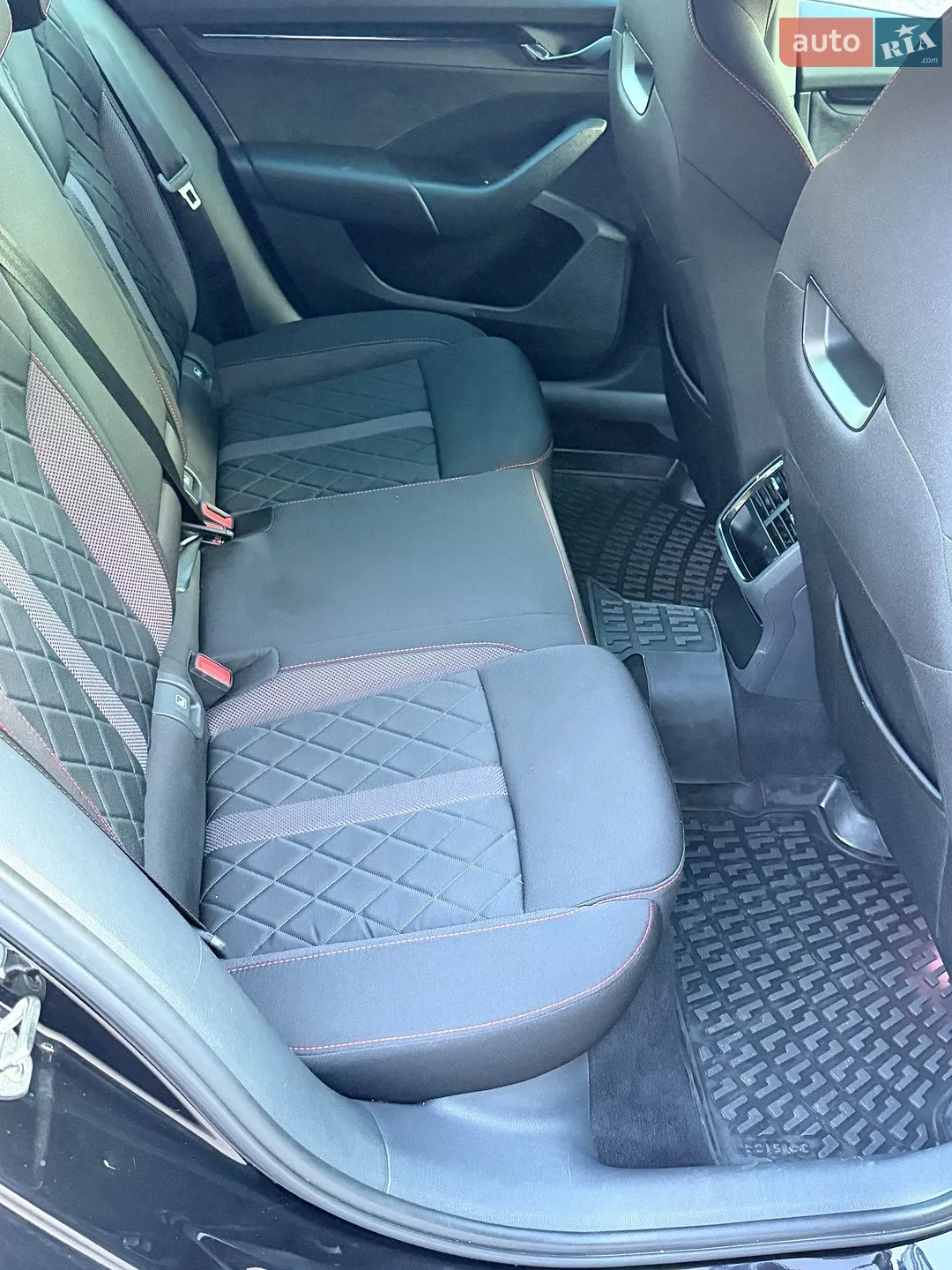 2021 Skoda Octavia - мініатюра 24