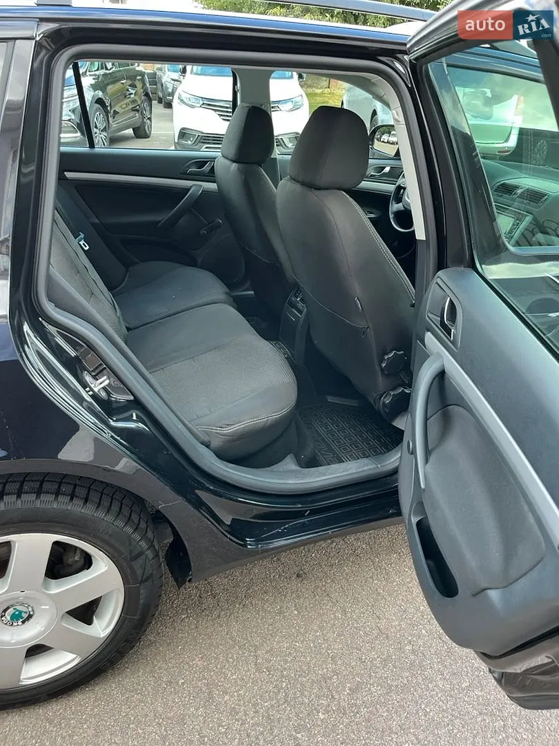 2012 Skoda Octavia - мініатюра 16