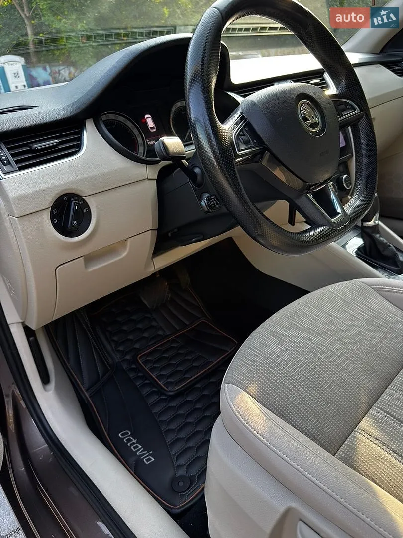 2017 Skoda Octavia - мініатюра 9