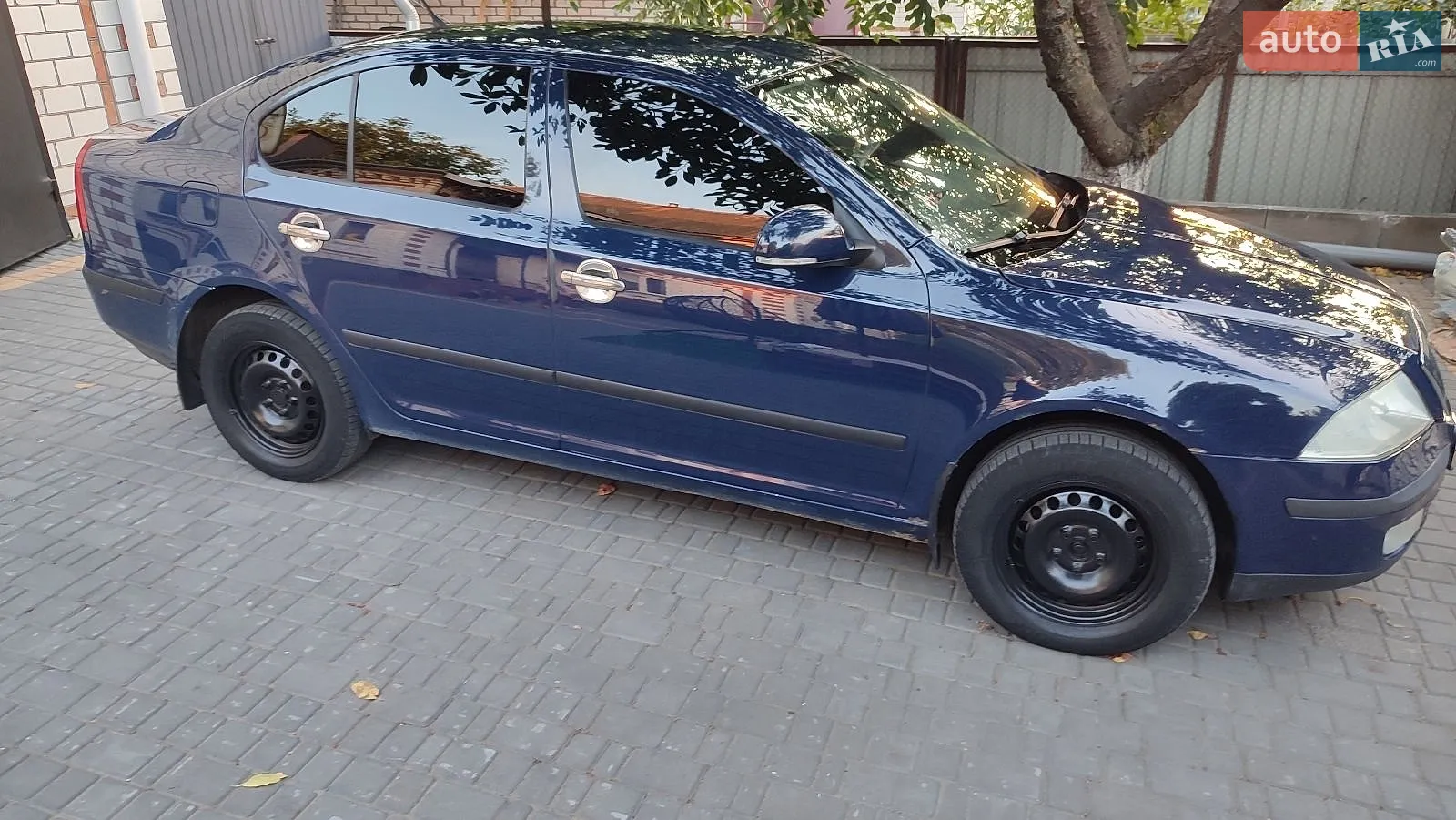 2011 Skoda Octavia - мініатюра 2