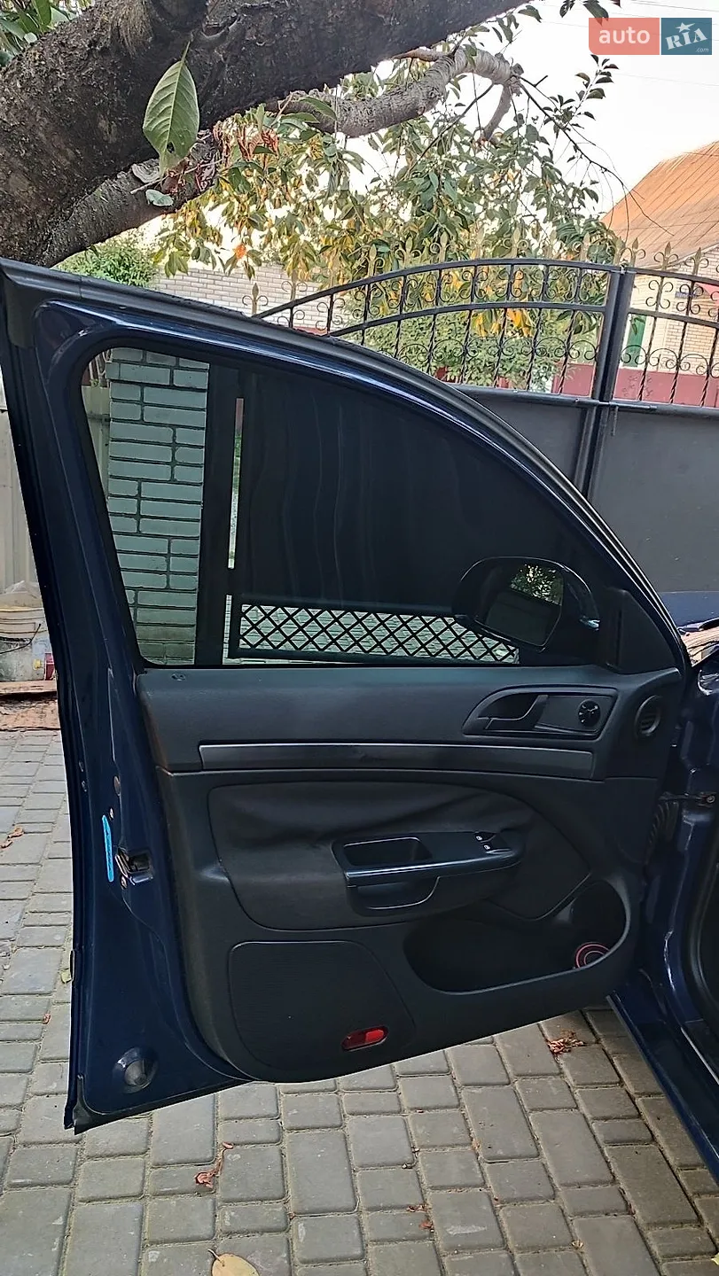 2011 Skoda Octavia - мініатюра 11