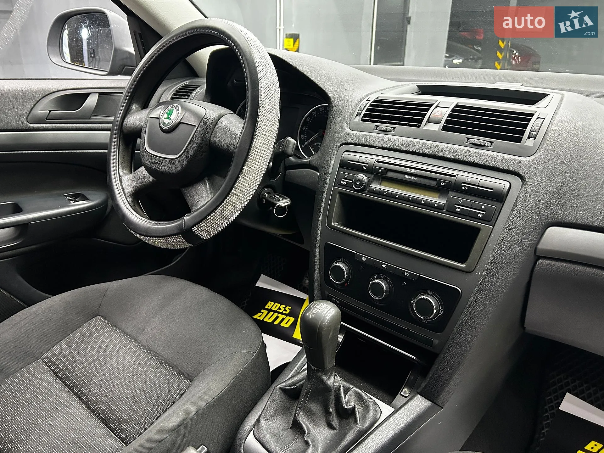 2011 Skoda Octavia - мініатюра 23