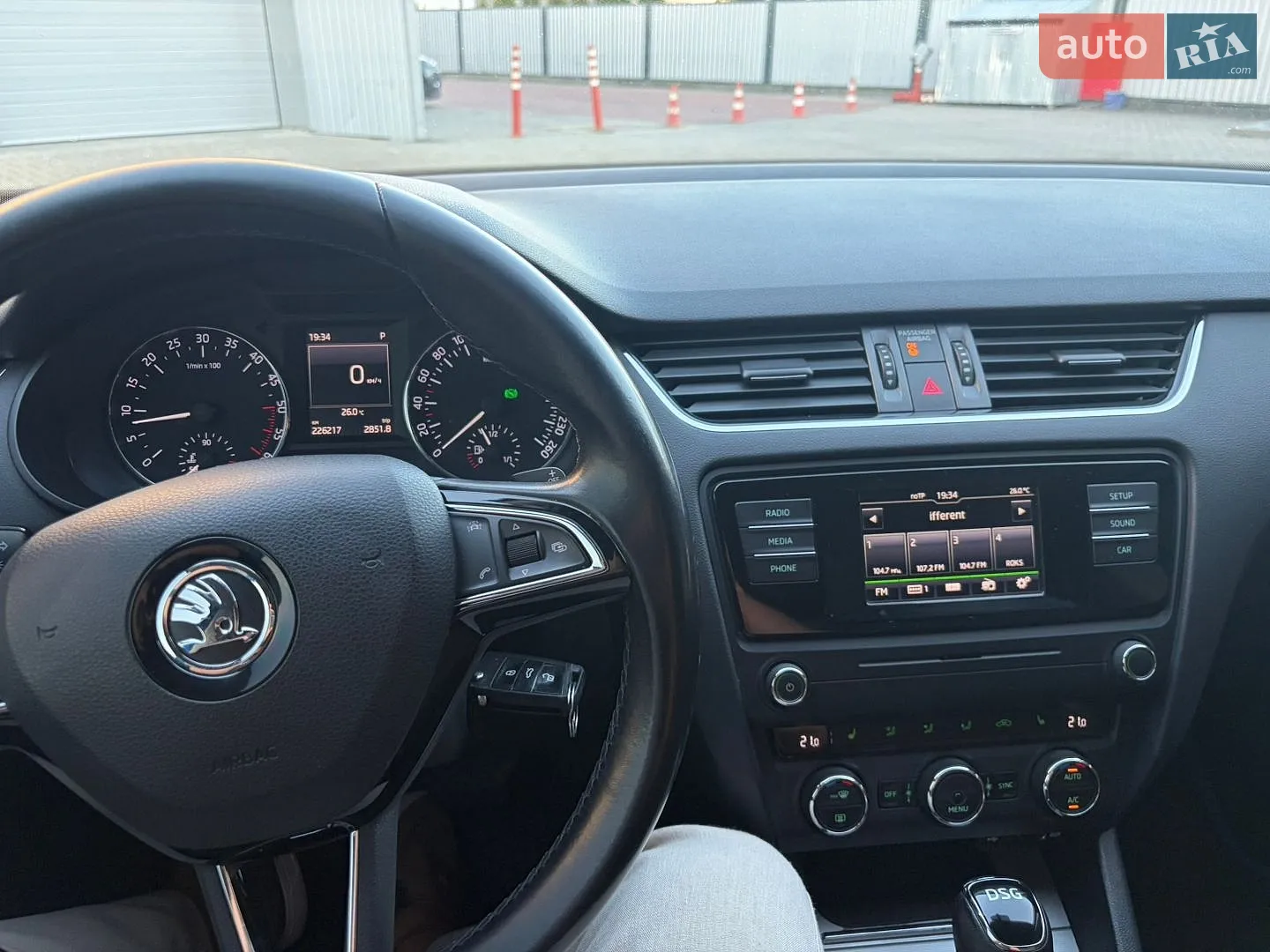 2016 Skoda Octavia - мініатюра 10