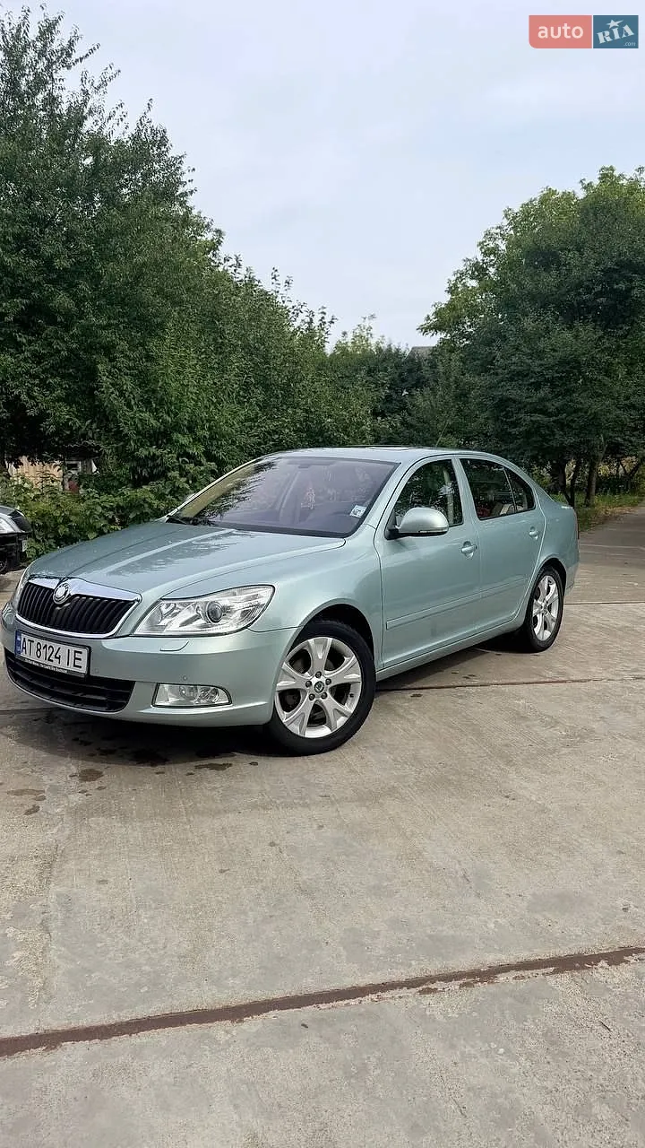 2010 Skoda Octavia - фото 1