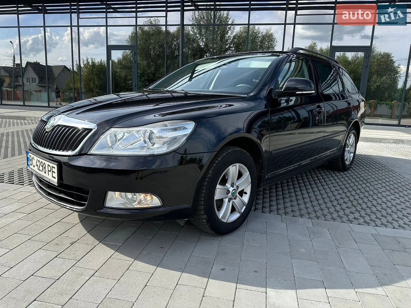 2011 Skoda Octavia - мініатюра 9