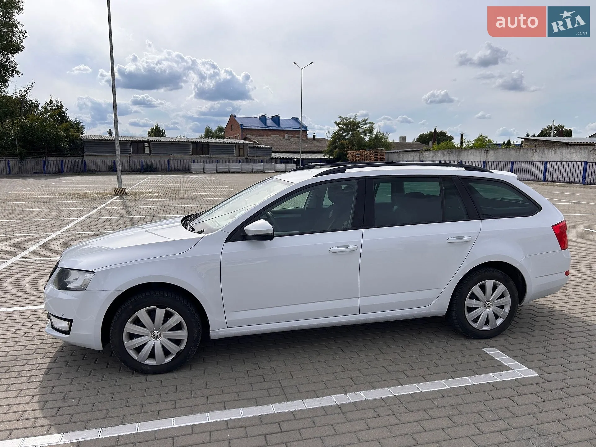 2016 Skoda Octavia - мініатюра 3