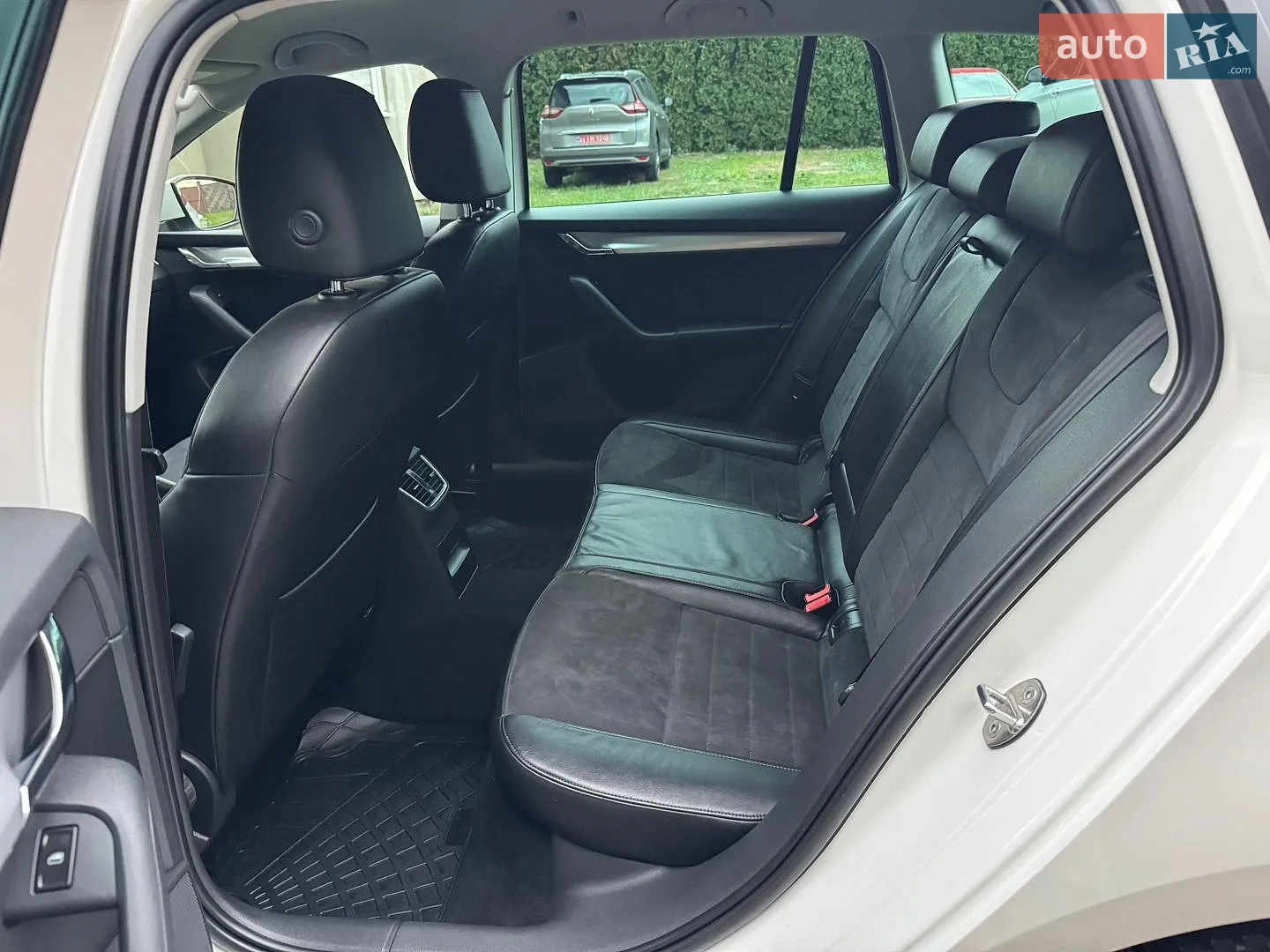 2014 Skoda Octavia - мініатюра 45
