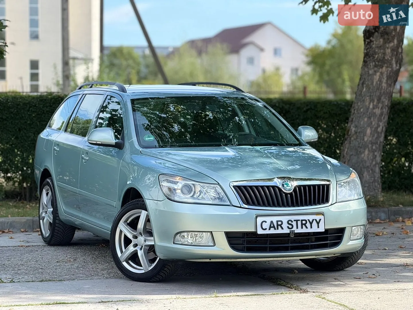 2010 Skoda Octavia - мініатюра 10