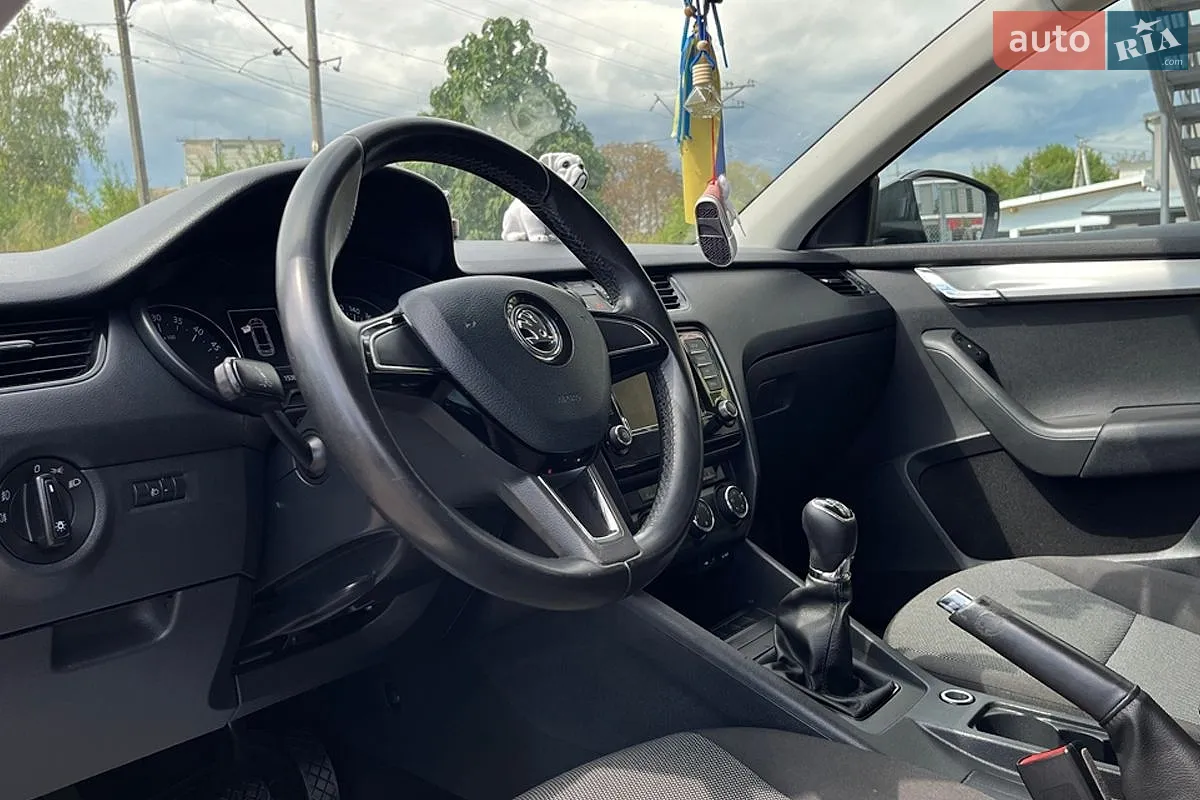 2015 Skoda Octavia - мініатюра 12