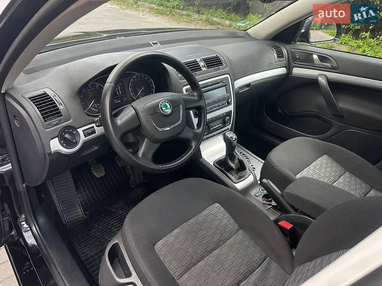 2010 Skoda Octavia - мініатюра 20