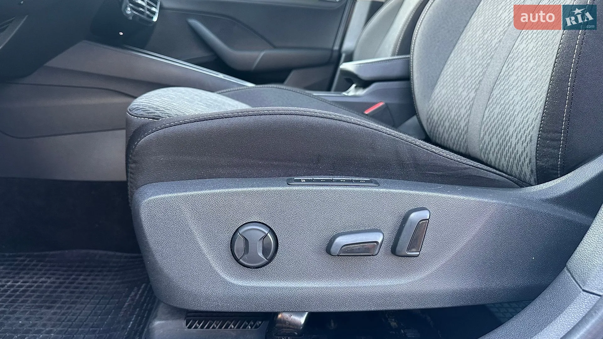 2021 Skoda Octavia - мініатюра 94