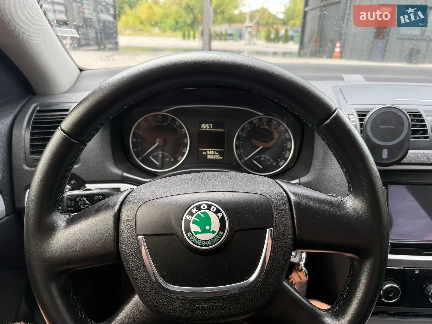 2010 Skoda Octavia - мініатюра 16