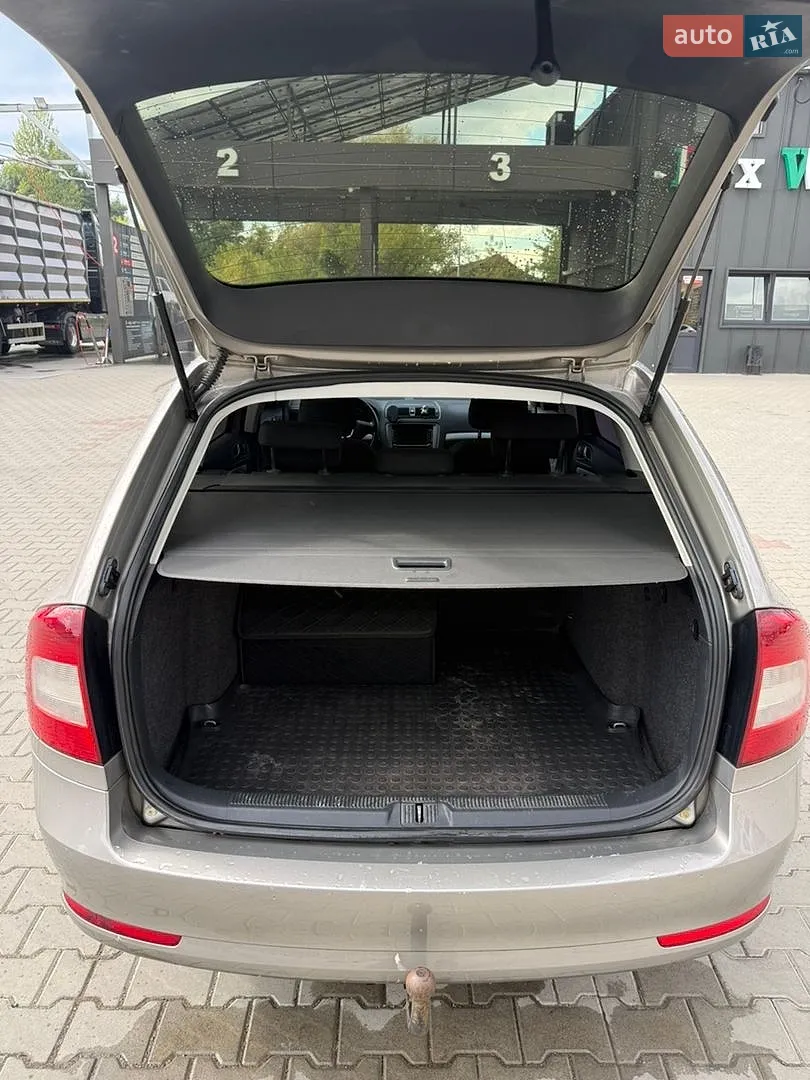 2010 Skoda Octavia - мініатюра 25