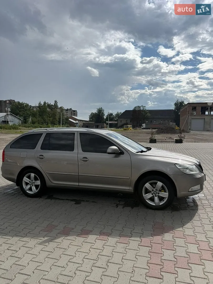 2010 Skoda Octavia - мініатюра 30
