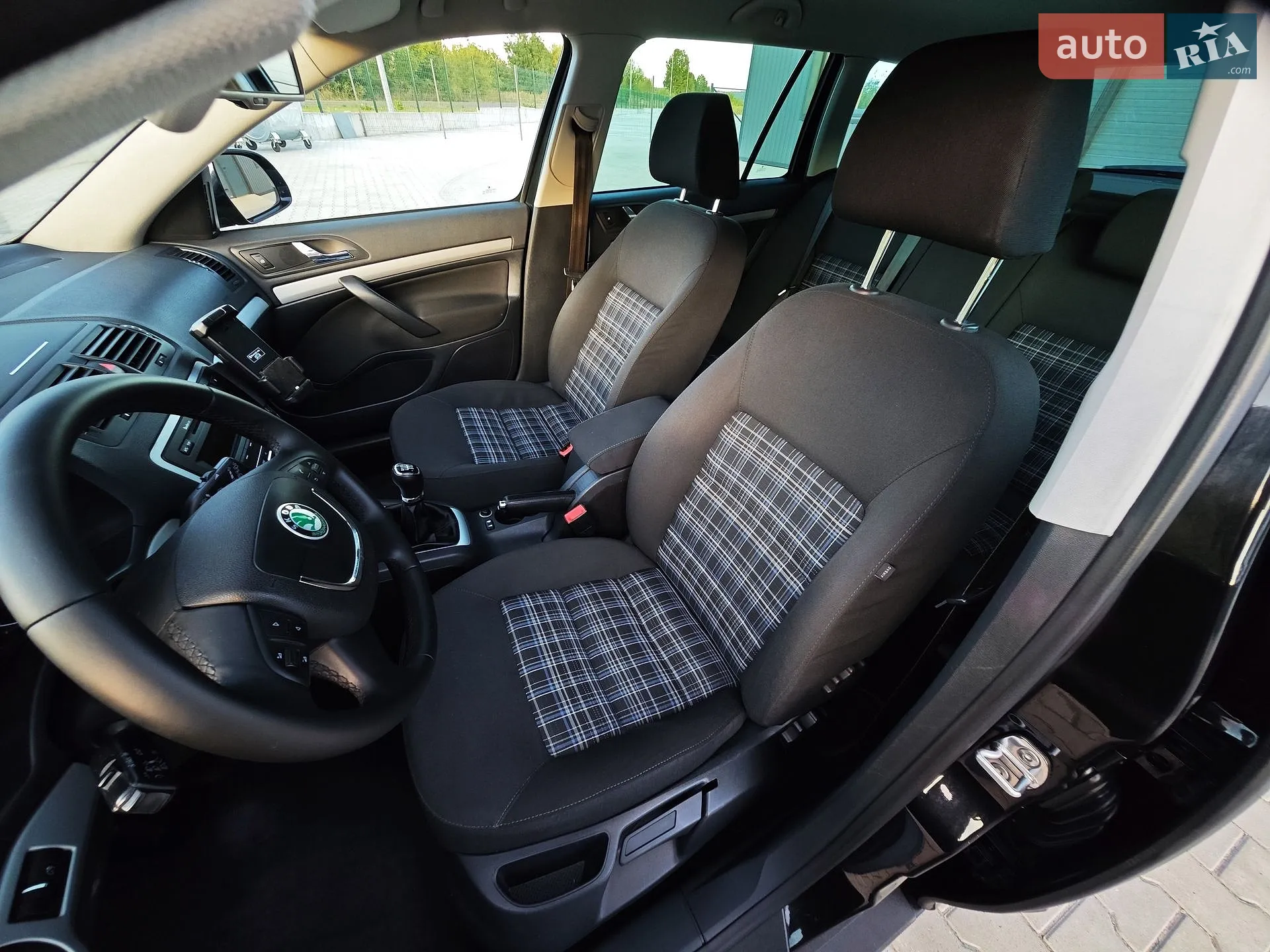 2012 Skoda Octavia - мініатюра 26