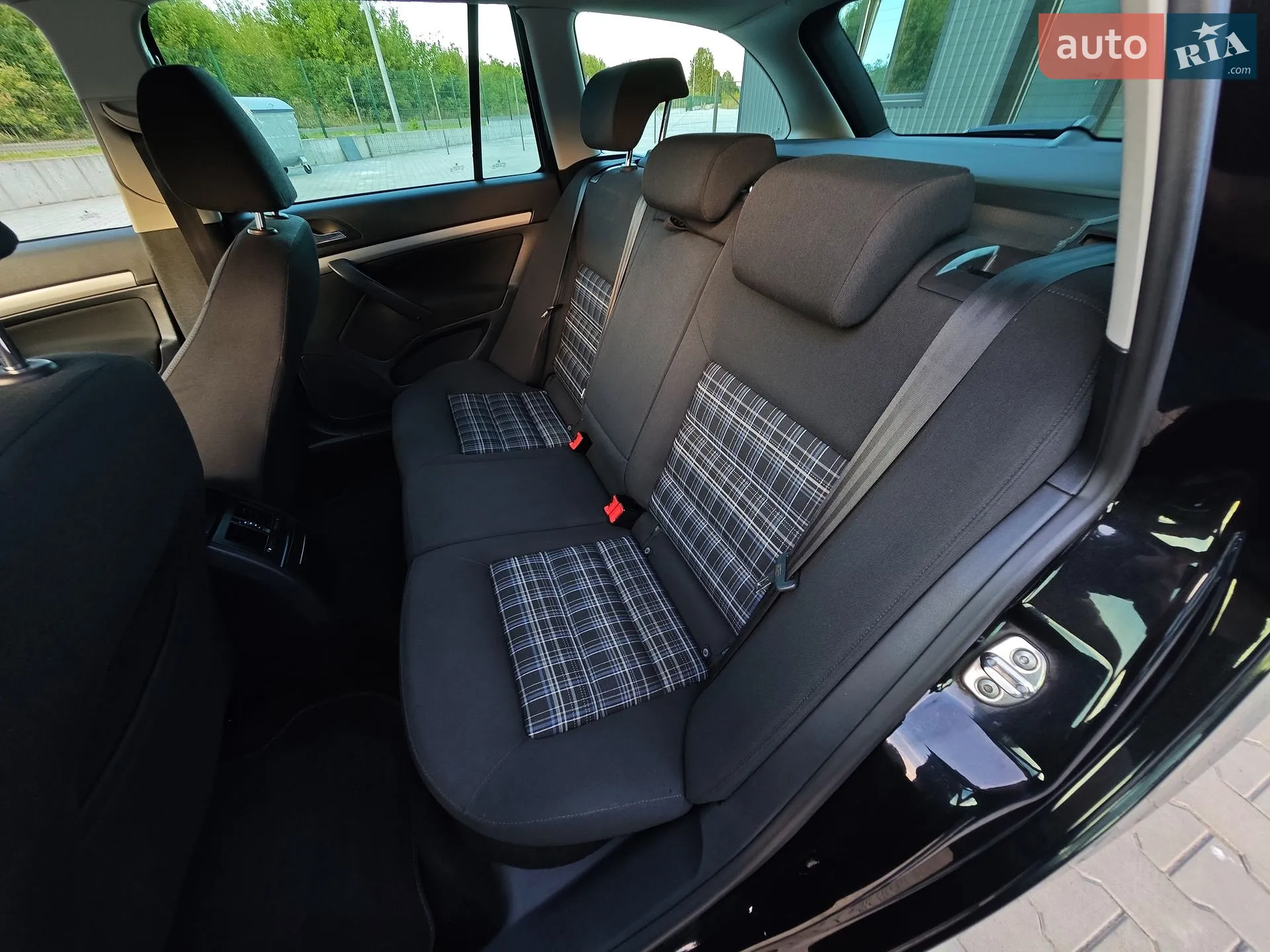 2012 Skoda Octavia - мініатюра 35