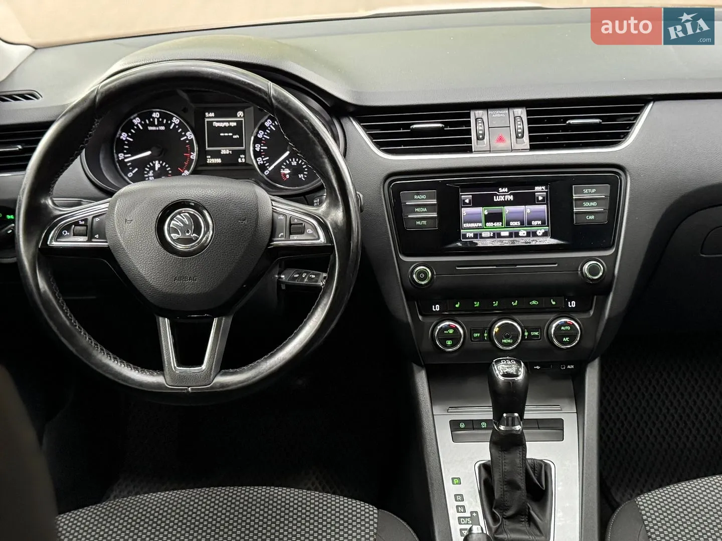 2016 Skoda Octavia - мініатюра 20