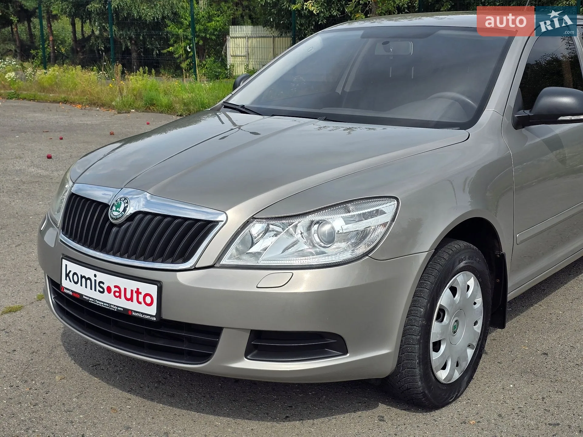 2010 Skoda Octavia - мініатюра 14