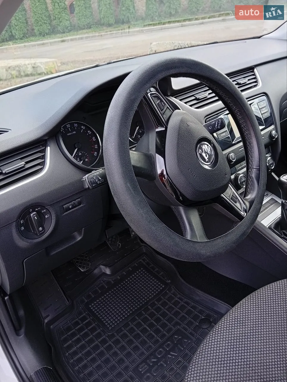 2015 Skoda Octavia - мініатюра 11