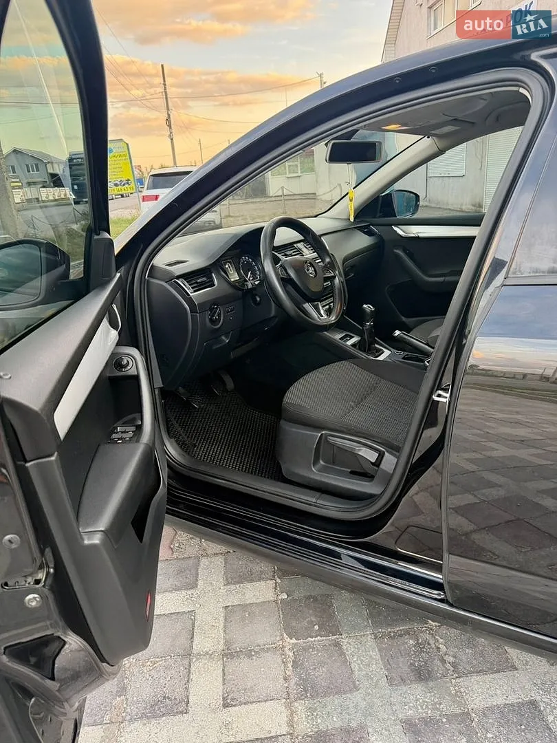 2015 Skoda Octavia - мініатюра 9
