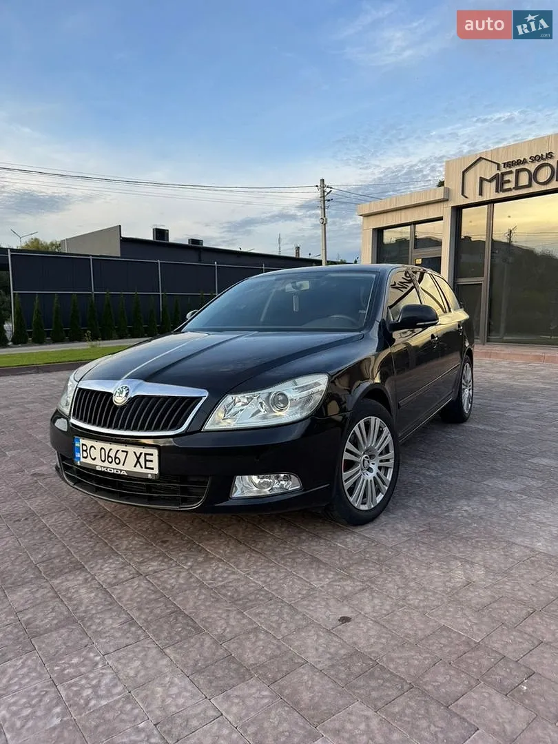 2010 Skoda Octavia - фото 1