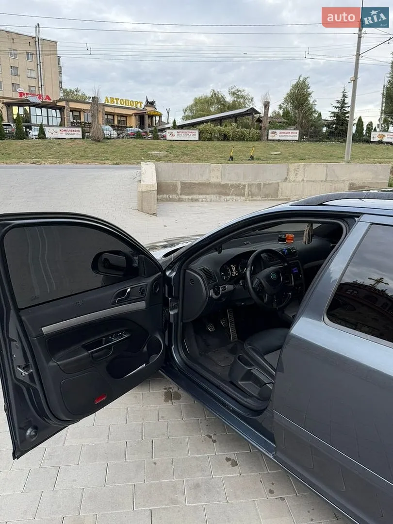2010 Skoda Octavia - мініатюра 12