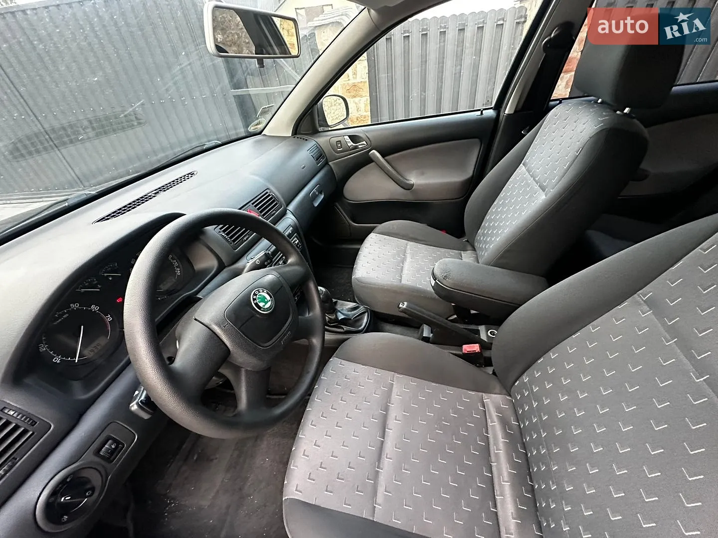 2010 Skoda Octavia - мініатюра 15