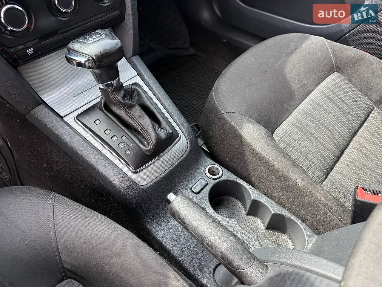 2012 Skoda Octavia - мініатюра 21