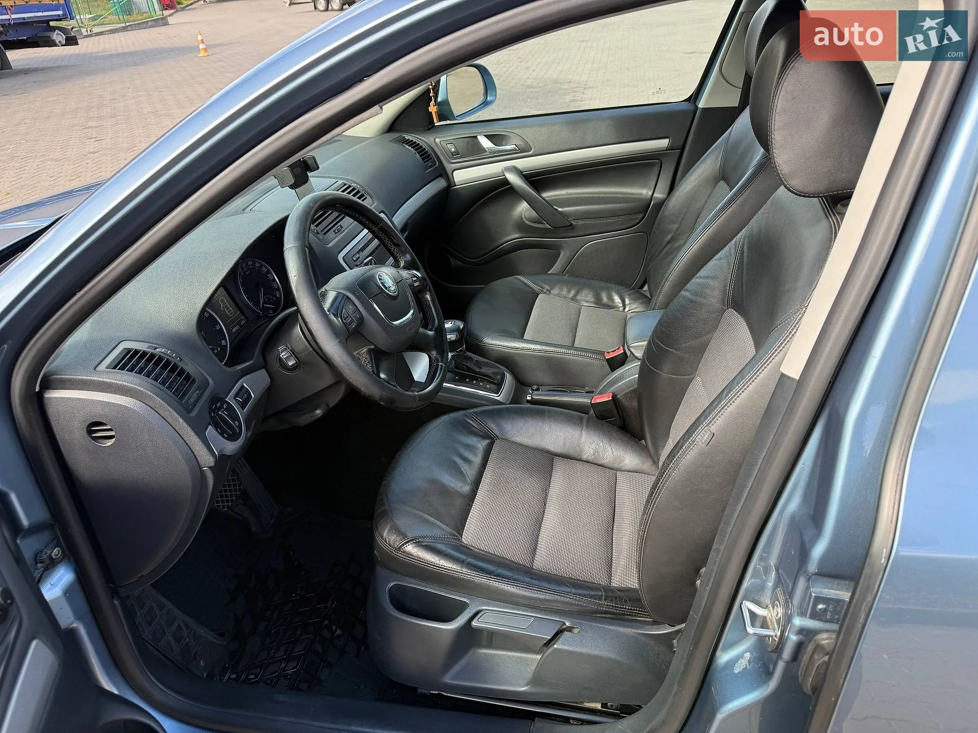 2011 Skoda Octavia - мініатюра 15