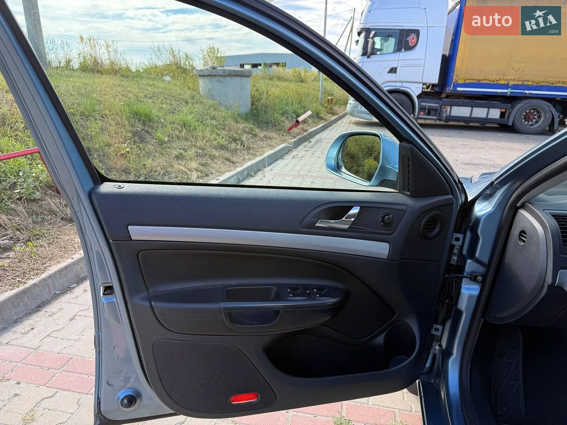 2011 Skoda Octavia - мініатюра 23