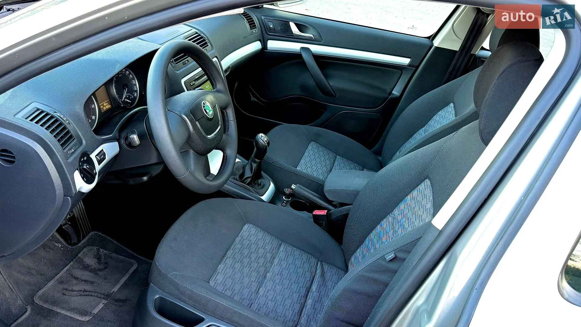 2011 Skoda Octavia - мініатюра 14