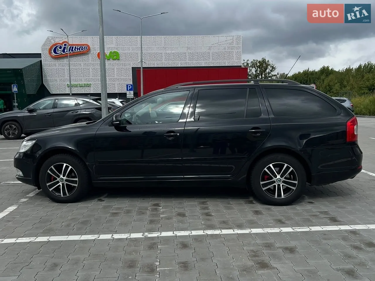 2010 Skoda Octavia - мініатюра 6