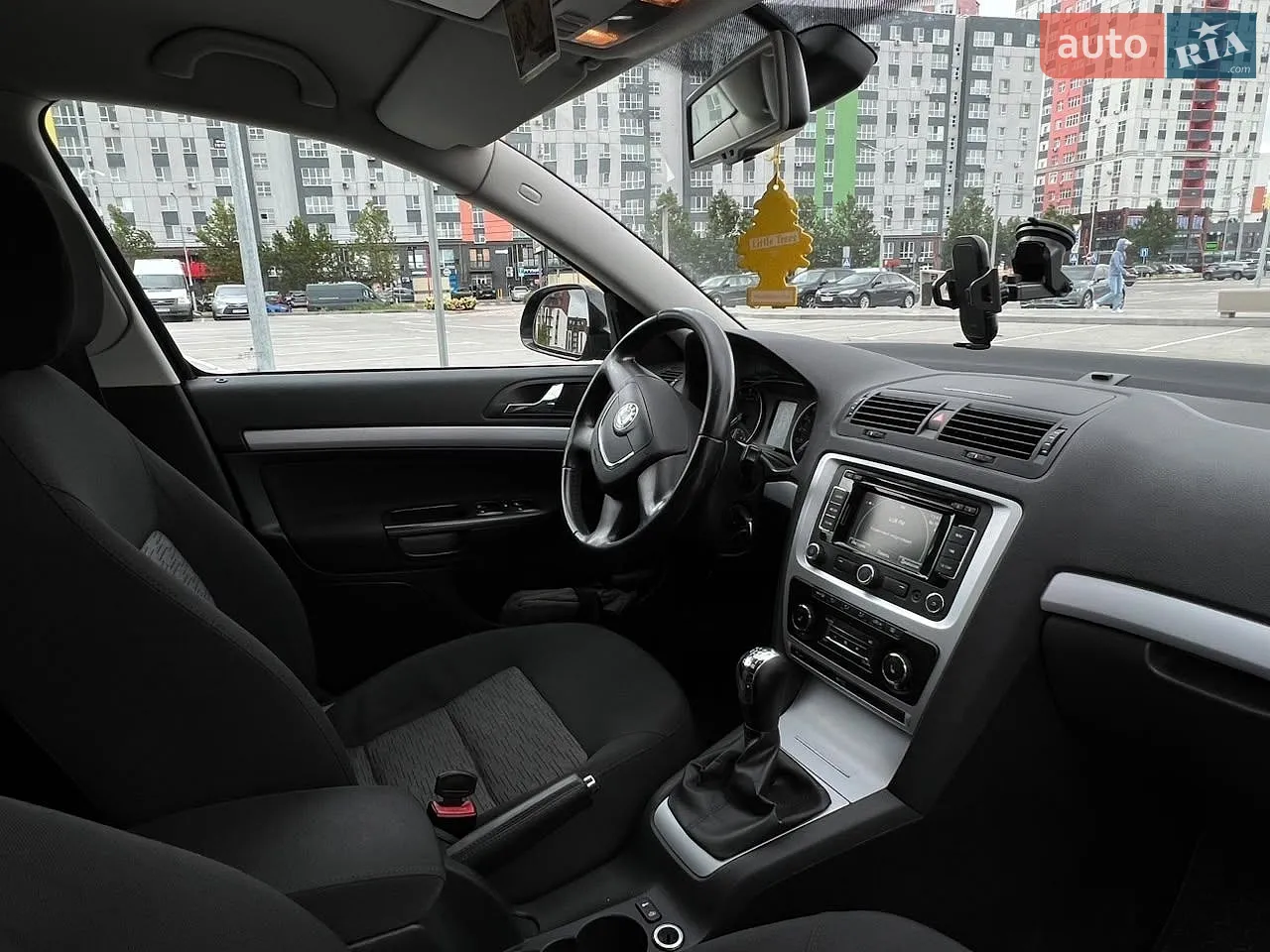 2010 Skoda Octavia - мініатюра 16