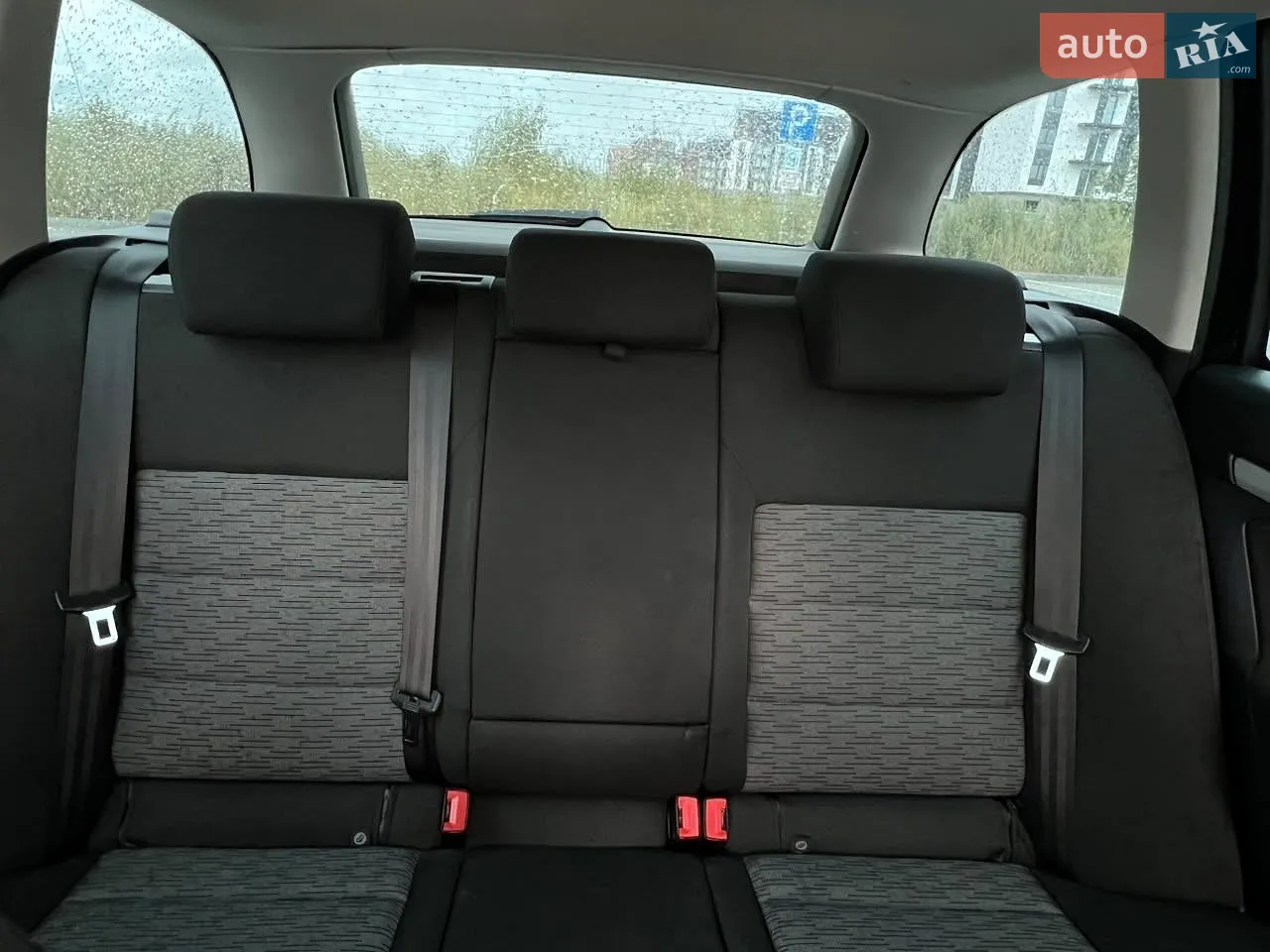 2010 Skoda Octavia - мініатюра 20
