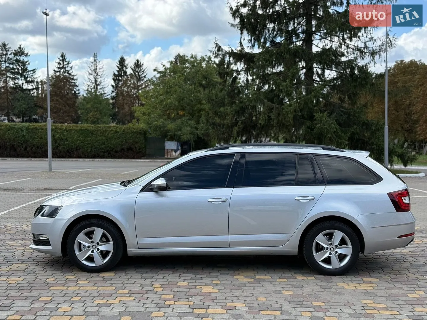 2017 Skoda Octavia - мініатюра 8