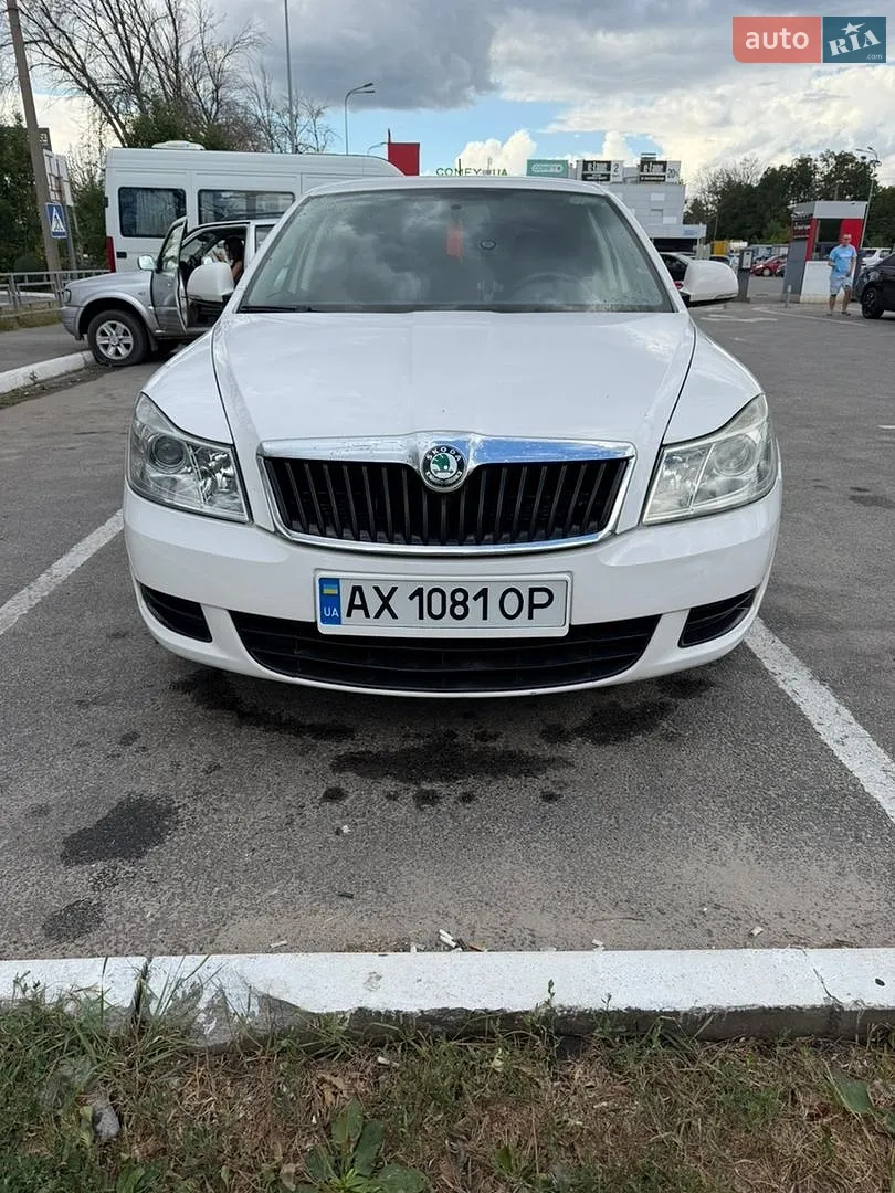 2011 Skoda Octavia - фото 1