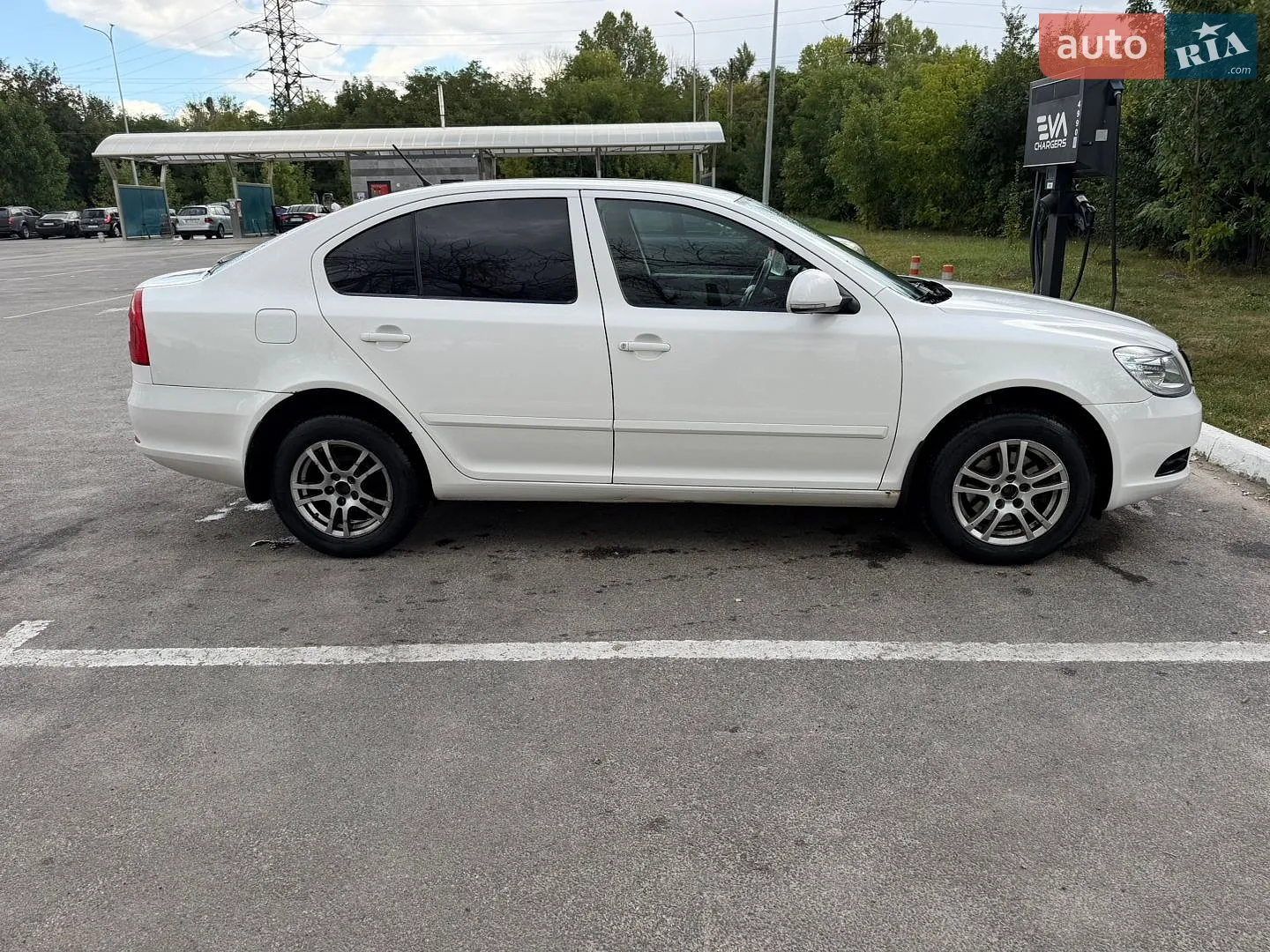 2011 Skoda Octavia - мініатюра 2