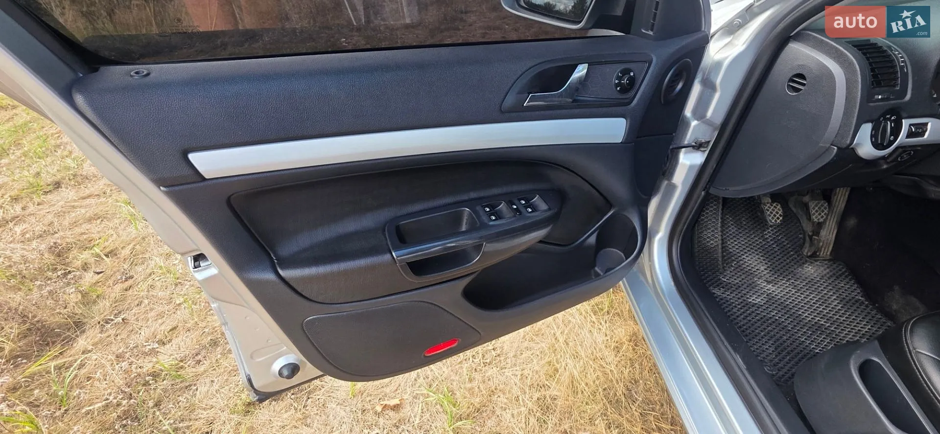 2011 Skoda Octavia - мініатюра 15