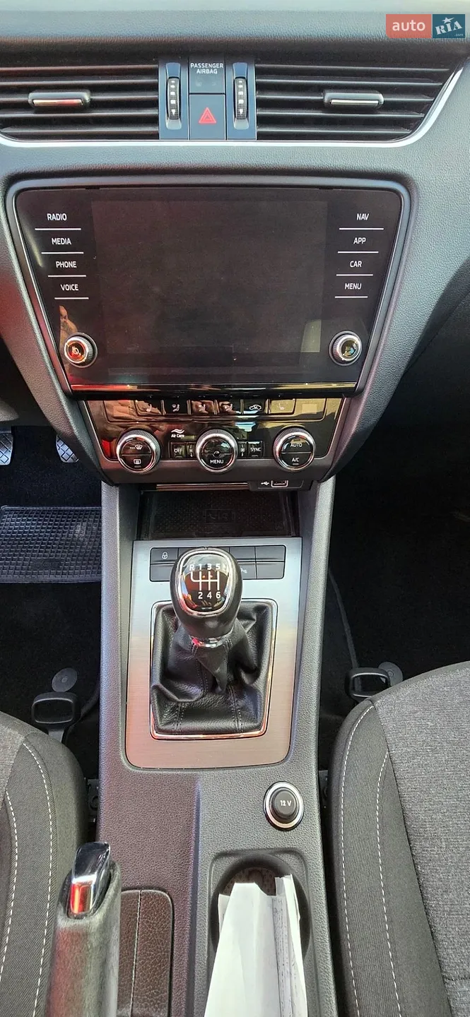 2020 Skoda Octavia - мініатюра 37