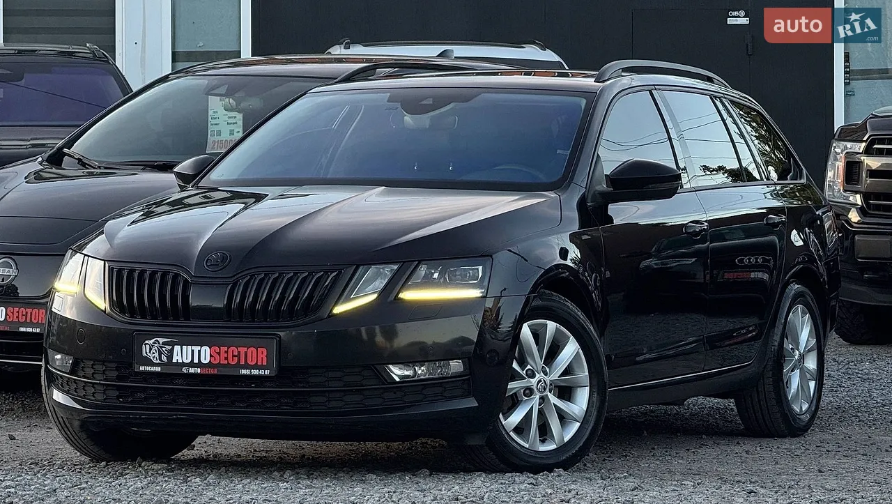 Універсал Skoda Octavia 2018 в Харкові фото 2