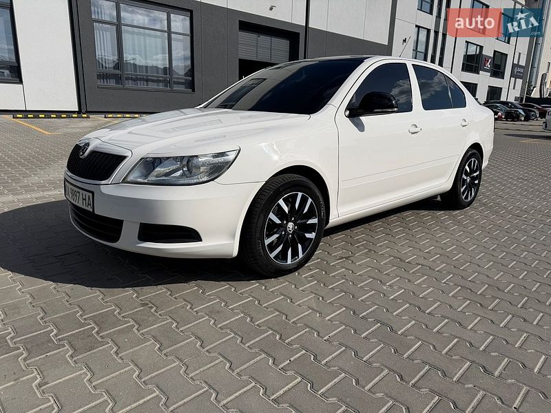 Лифтбек Skoda Octavia 2010 в Киеве