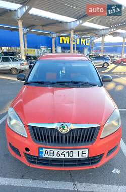 Вантажний фургон Skoda Praktik 2010 в Вінниці