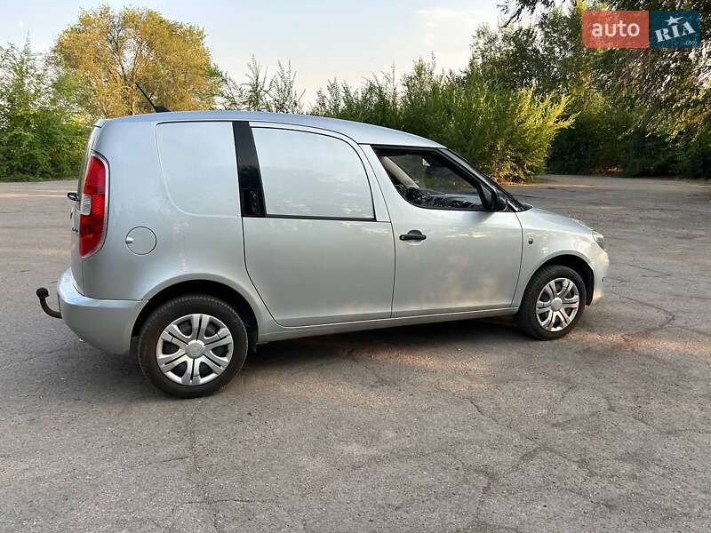 Грузовой фургон Skoda Praktik 2012 в Запорожье