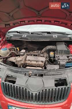 Грузопассажирский фургон Skoda Praktik 2008 в 
